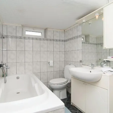 Roko St شقة سبليت